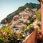 게스트하우스 Luxury Maison Cherie - Charme & Sea View 4*