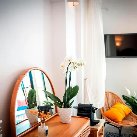 Luxury Maison Cherie - Charme & Sea View 4*