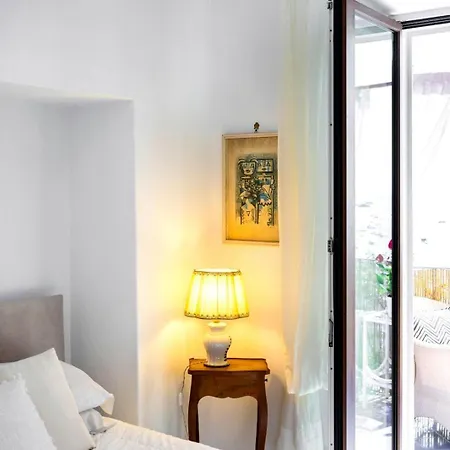 Luxury Maison Cherie - Charme & Sea View 4*