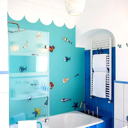 Luxury Maison Cherie - Charme & Sea View 4*