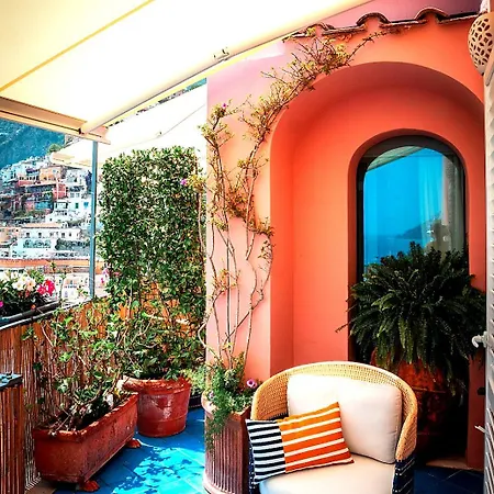 Luxury Maison Cherie - Charme & Sea View بيت ضيافة بوسيتانو