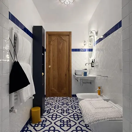 بيت ضيافة Luxury Maison Cherie - Charme & Sea View
