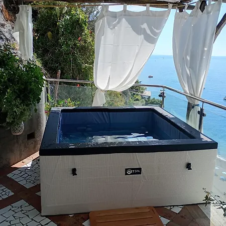 Luxury Maison Cherie - Charme & Sea View 4* بوسيتانو