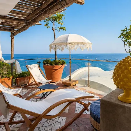 بيت ضيافة Luxury Maison Cherie - Charme & Sea View