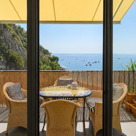 Luxury Maison Cherie - Charme & Sea View 4*