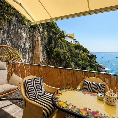 Luxury Maison Cherie - Charme & Sea View بيت ضيافة