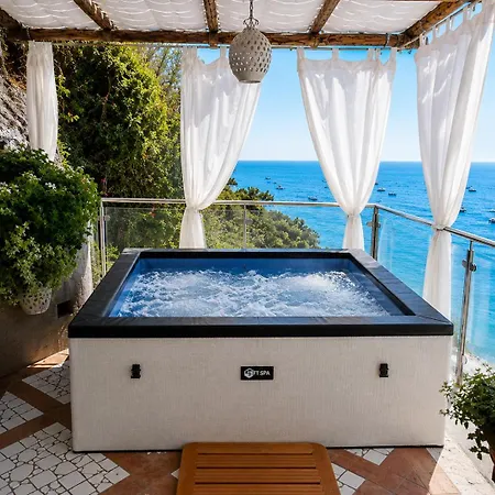 Luxury Maison Cherie - Charme & Sea View بيت ضيافة