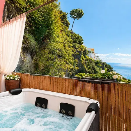 Luxury Maison Cherie - Charme & Sea View بوسيتانو