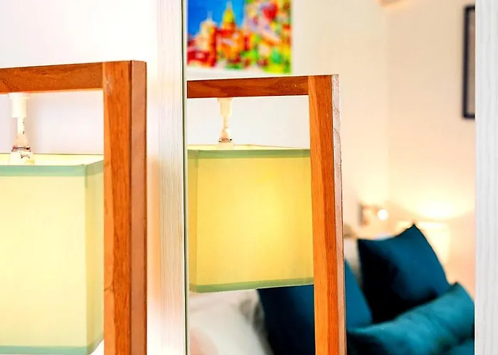 게스트하우스 Luxury Maison Cherie - Charme & Sea View 4*