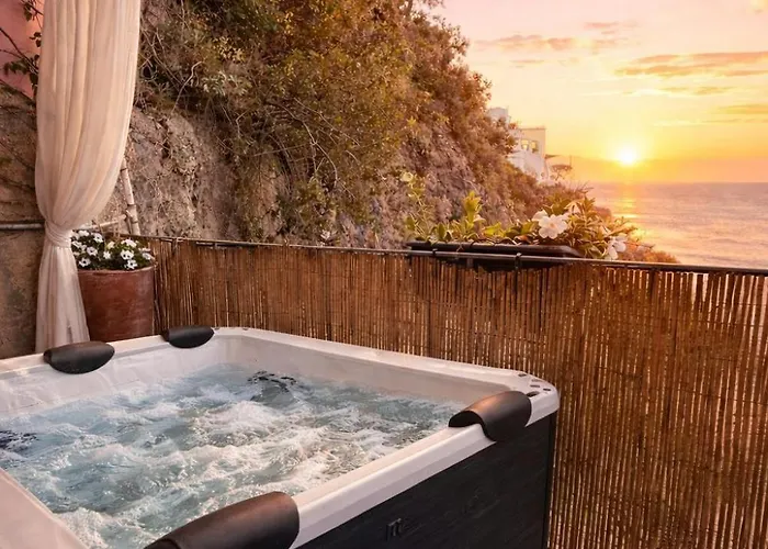 Luxury Maison Cherie - Charme & Sea View 4*