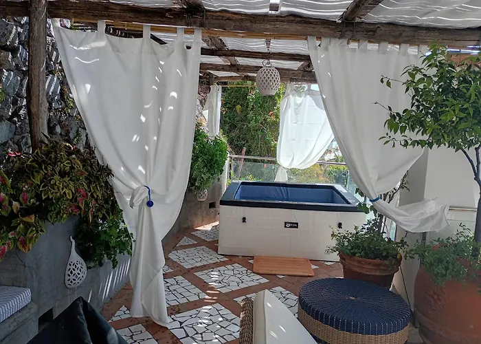 Luxury Maison Cherie - Charme & Sea View 포지타노