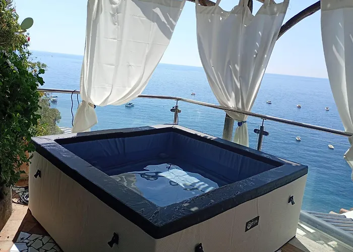 게스트하우스 Luxury Maison Cherie - Charme & Sea View 포지타노