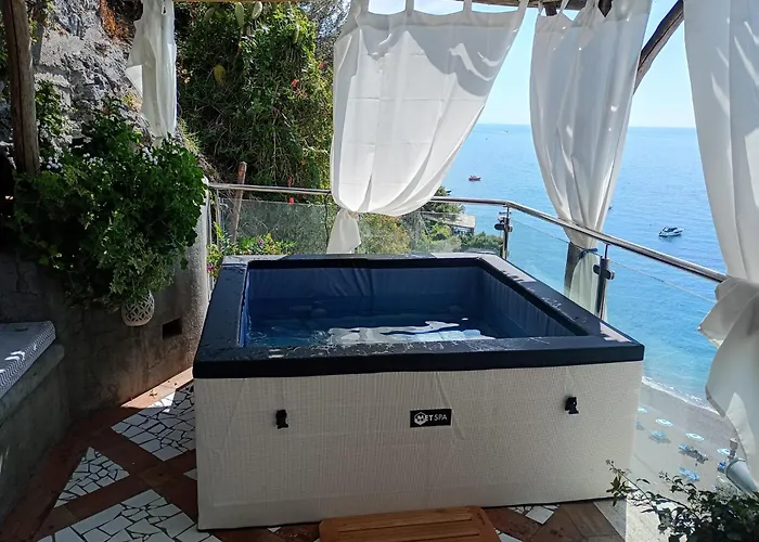 Luxury Maison Cherie - Charme & Sea View 4* 포지타노